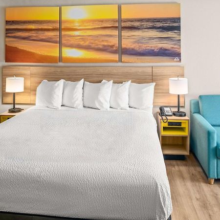 Days Inn & Suites By Wyndham Artesia Dış mekan fotoğraf
