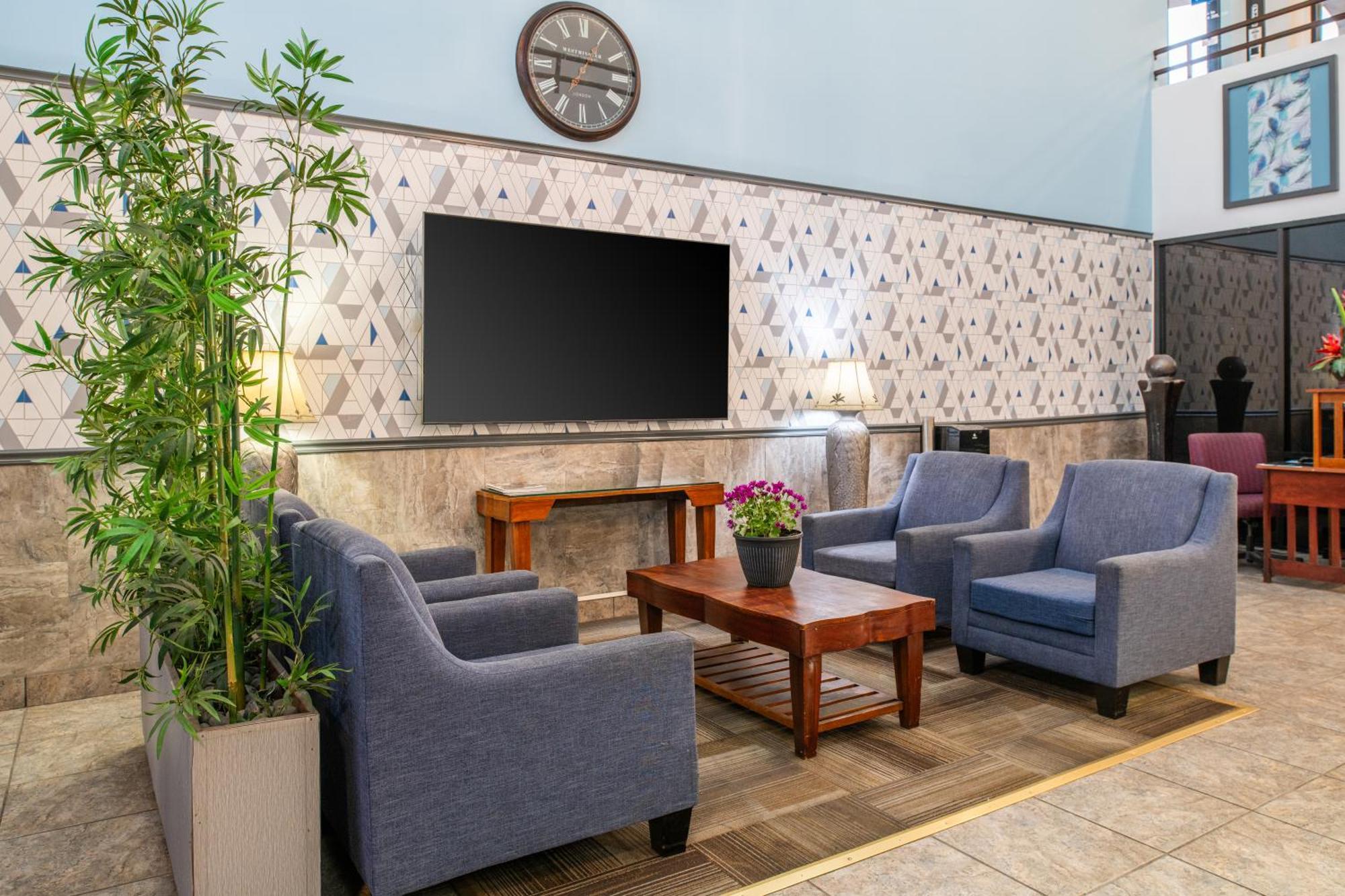 Days Inn & Suites By Wyndham Artesia Dış mekan fotoğraf