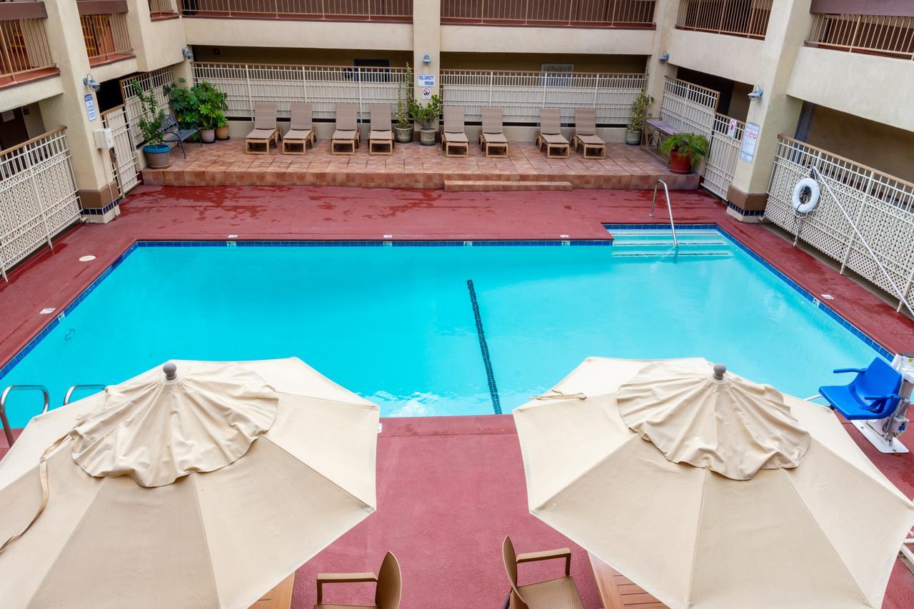 Days Inn & Suites By Wyndham Artesia Dış mekan fotoğraf