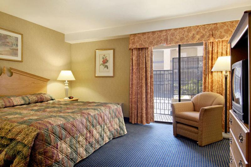 Days Inn & Suites By Wyndham Artesia Oda fotoğraf